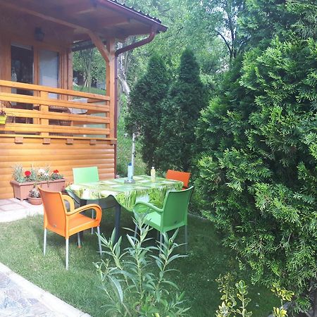 Obiteljski Apartman Borovi Visoko Eksteriør billede